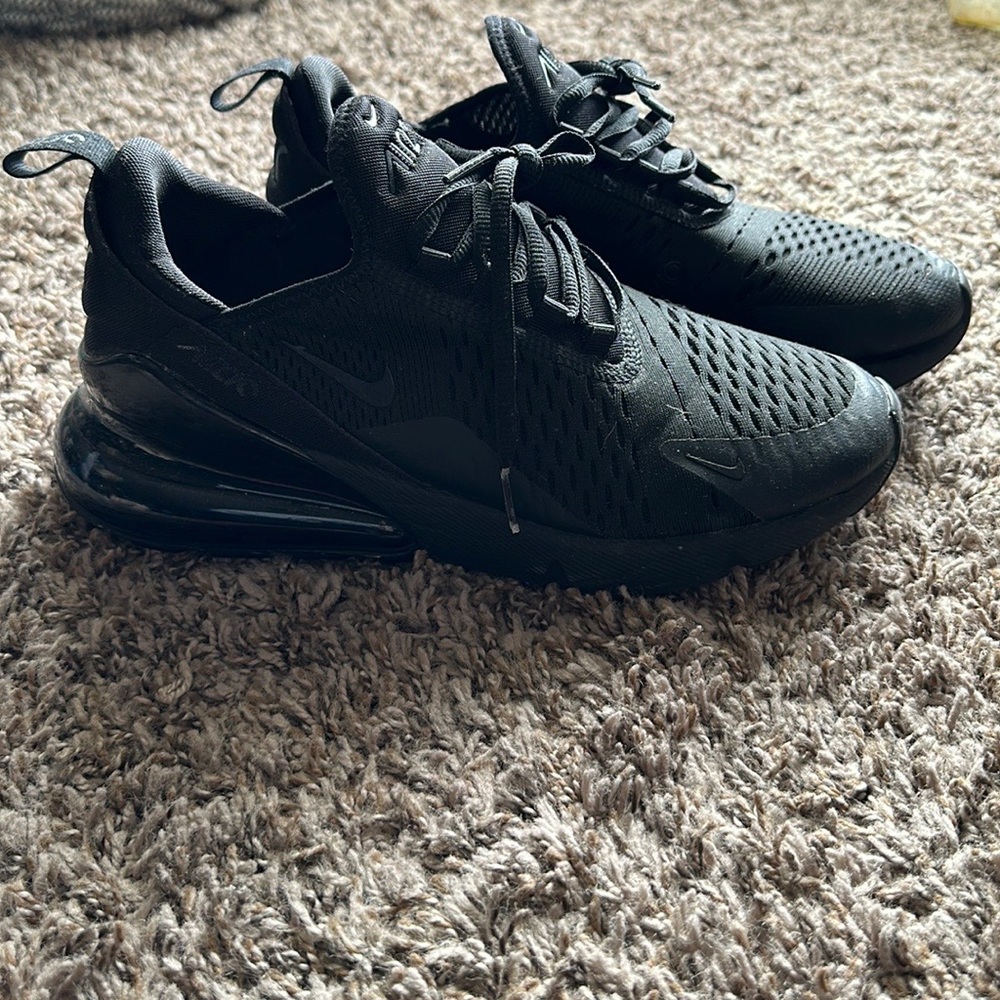 Nike Air Max 270